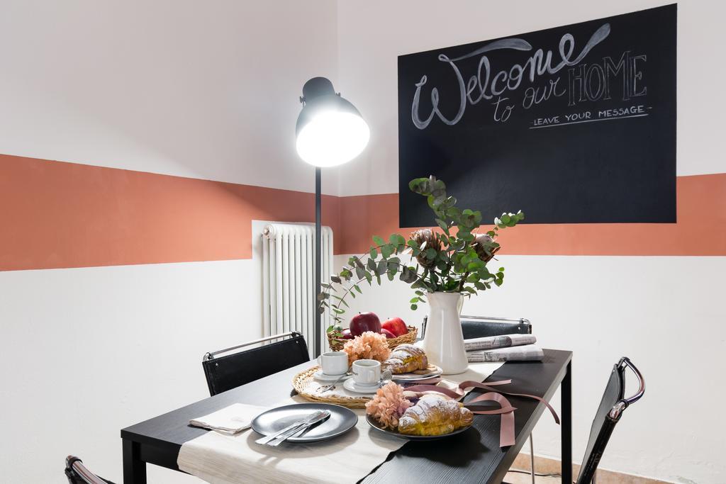Senzanome - Old Town - Bologna Apartment ภายนอก รูปภาพ