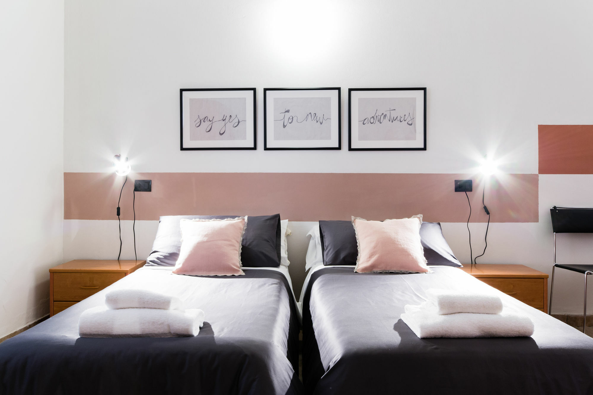 Senzanome - Old Town - Bologna Apartment ภายนอก รูปภาพ